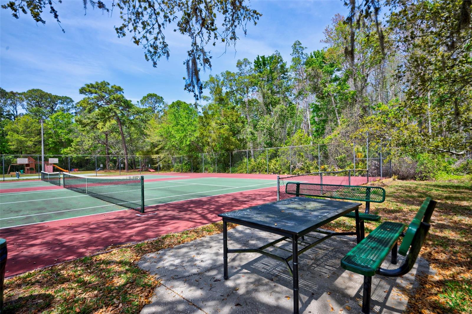 LAKE IN THE WOODS PH V - Residential