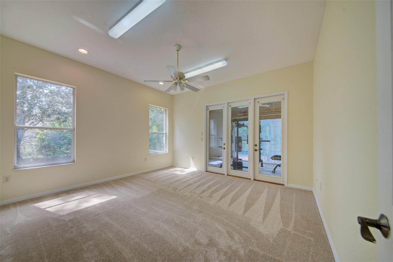 LAKE IN THE WOODS PH V - Residential