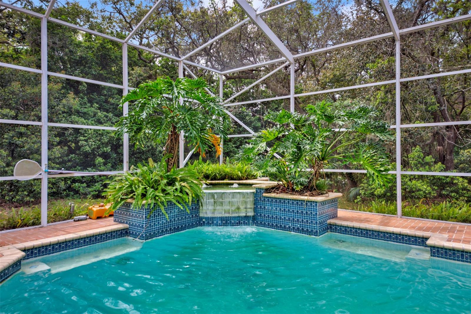 LAKE IN THE WOODS PH V - Residential