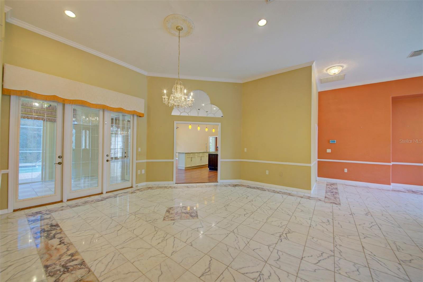 LAKE IN THE WOODS PH V - Residential