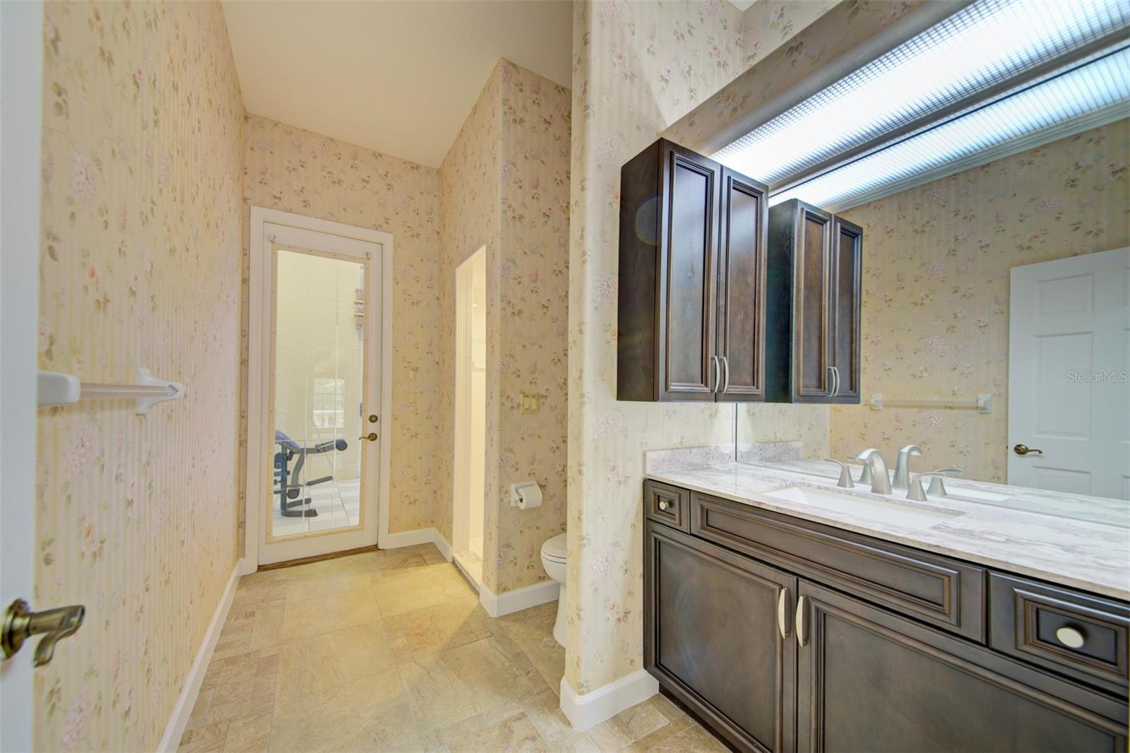 LAKE IN THE WOODS PH V - Residential