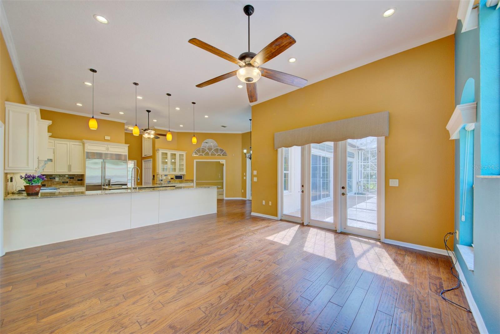 LAKE IN THE WOODS PH V - Residential