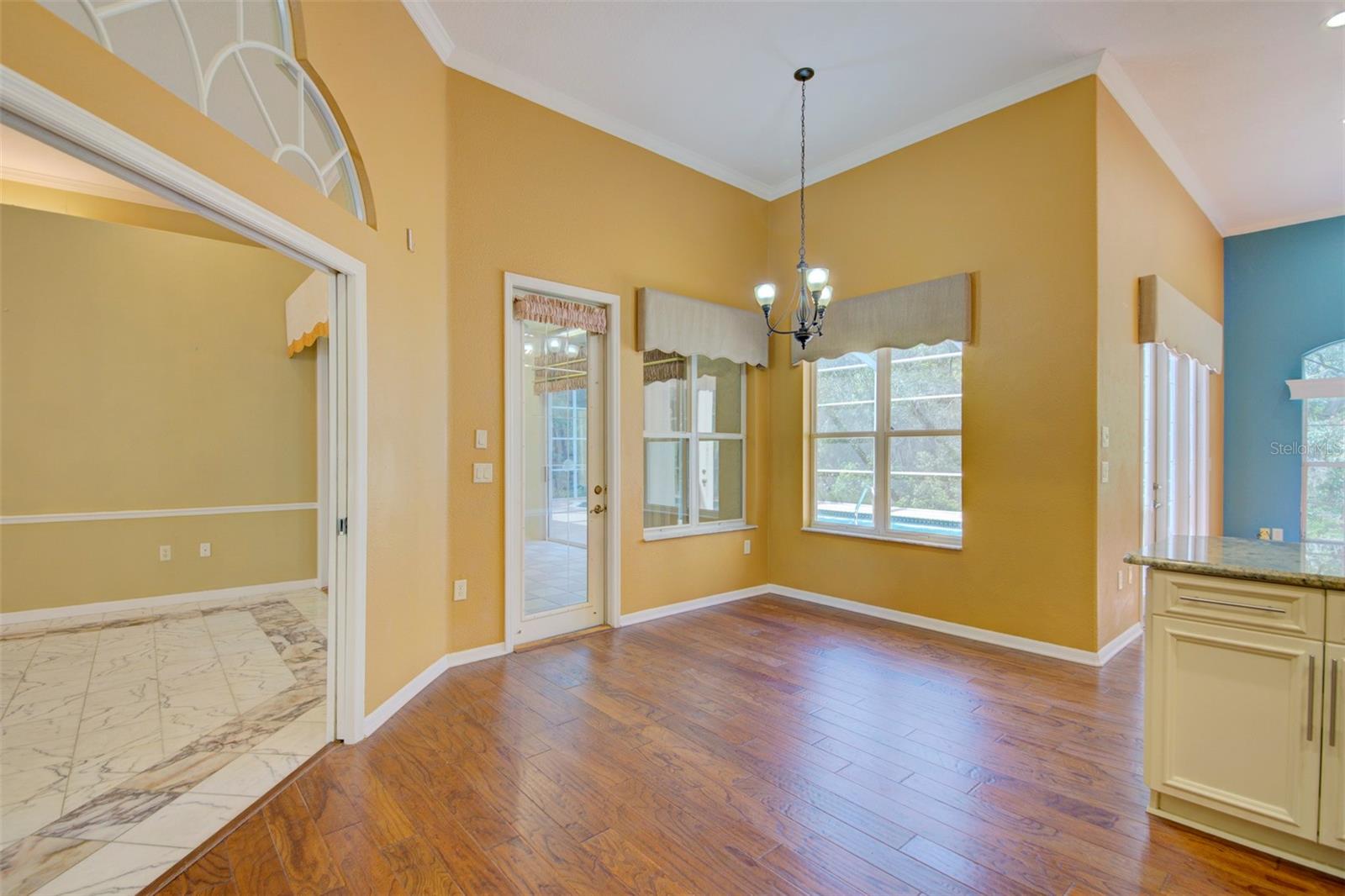 LAKE IN THE WOODS PH V - Residential