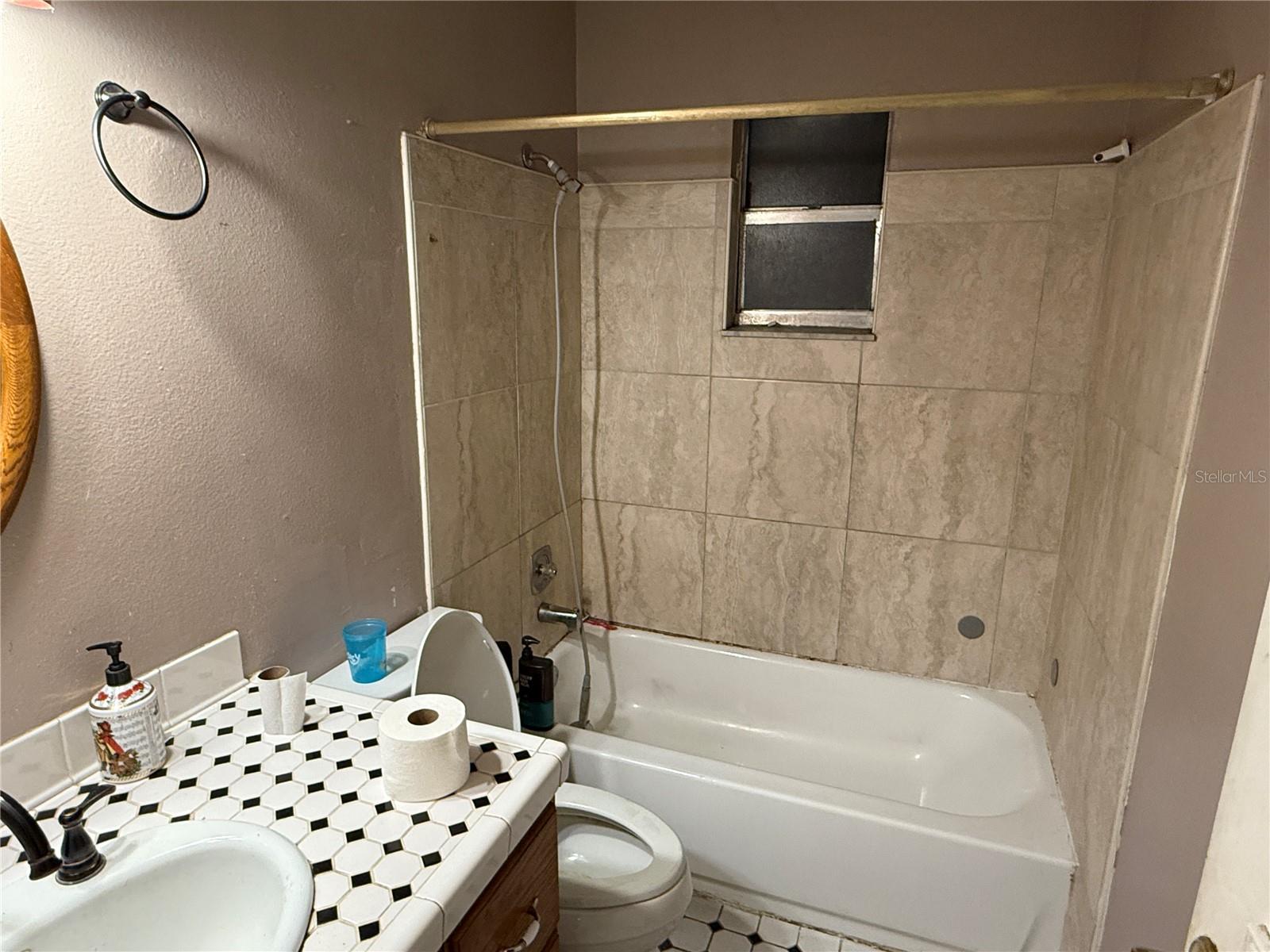 PINE HAVEN II - Residential