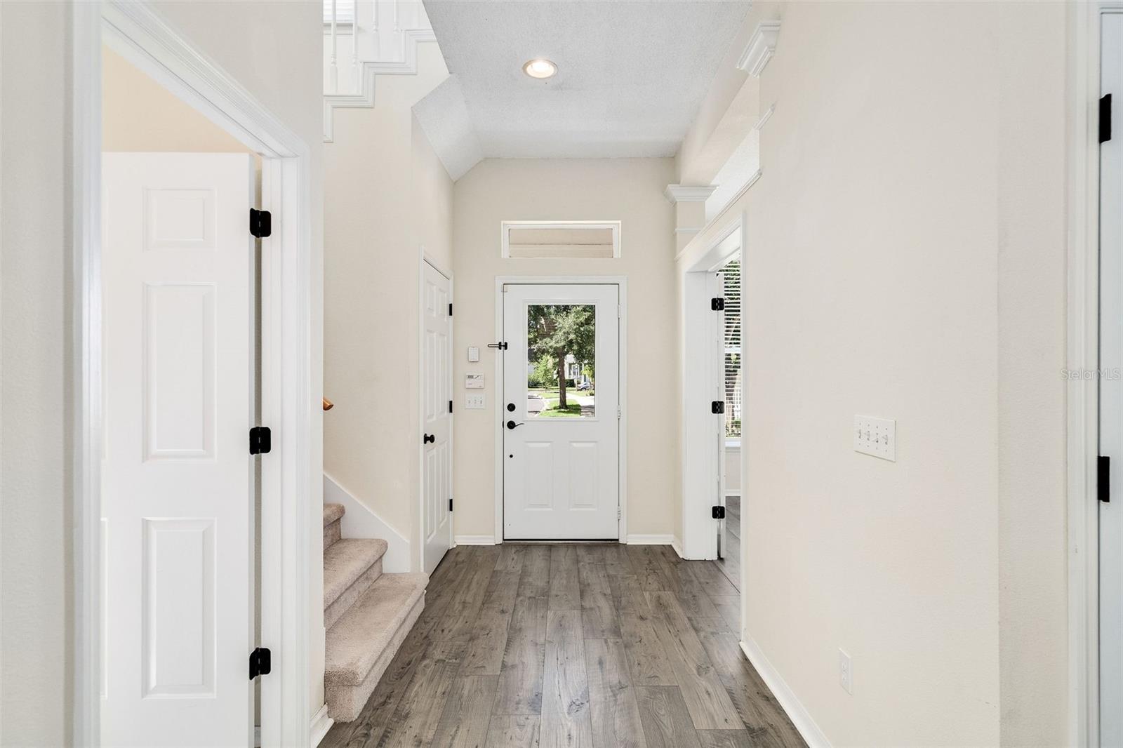 121 LONGVIEW AVENUE