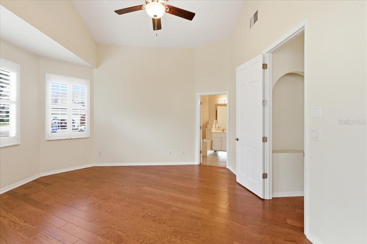 RIVER HILLS / FAIRWAY ONE - Residential