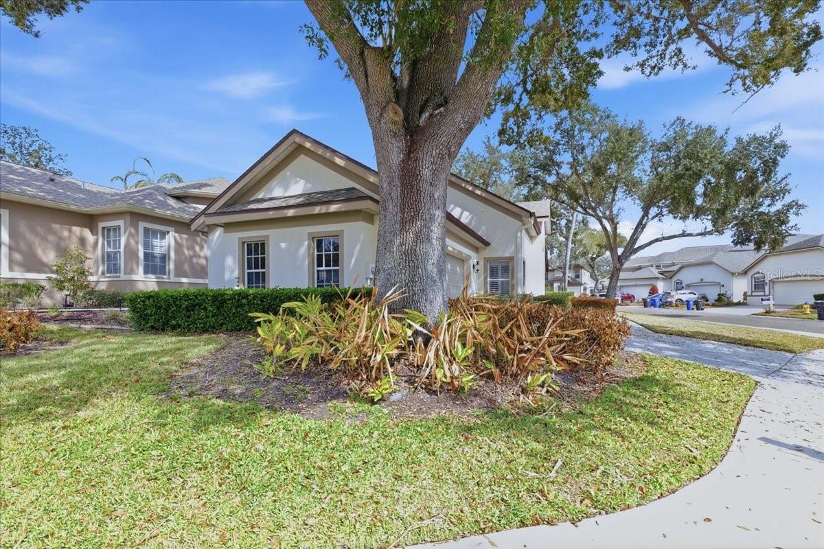 RIVER HILLS / FAIRWAY ONE - Residential