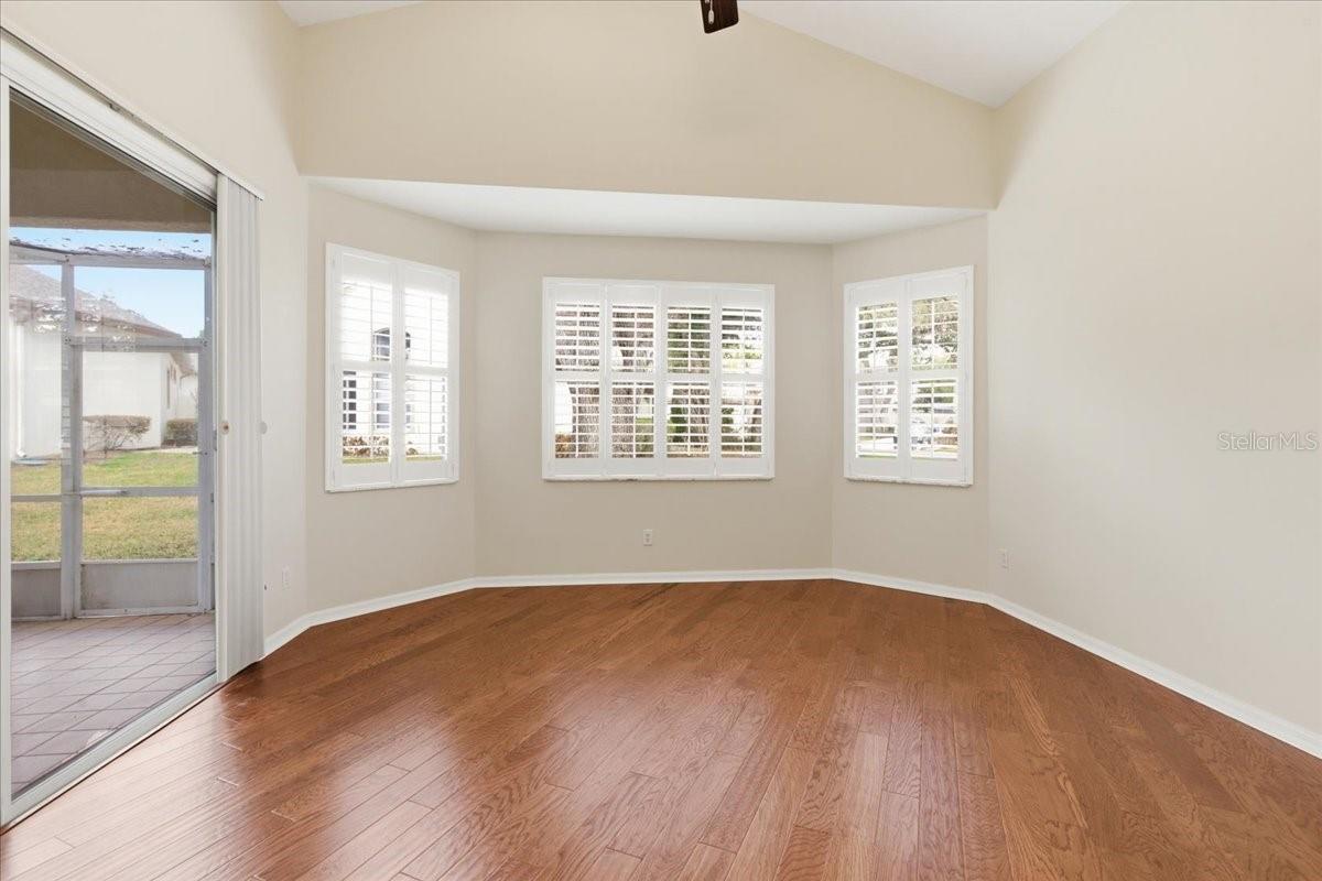 RIVER HILLS / FAIRWAY ONE - Residential