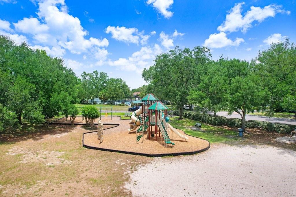 RIVER HILLS / FAIRWAY ONE - Residential