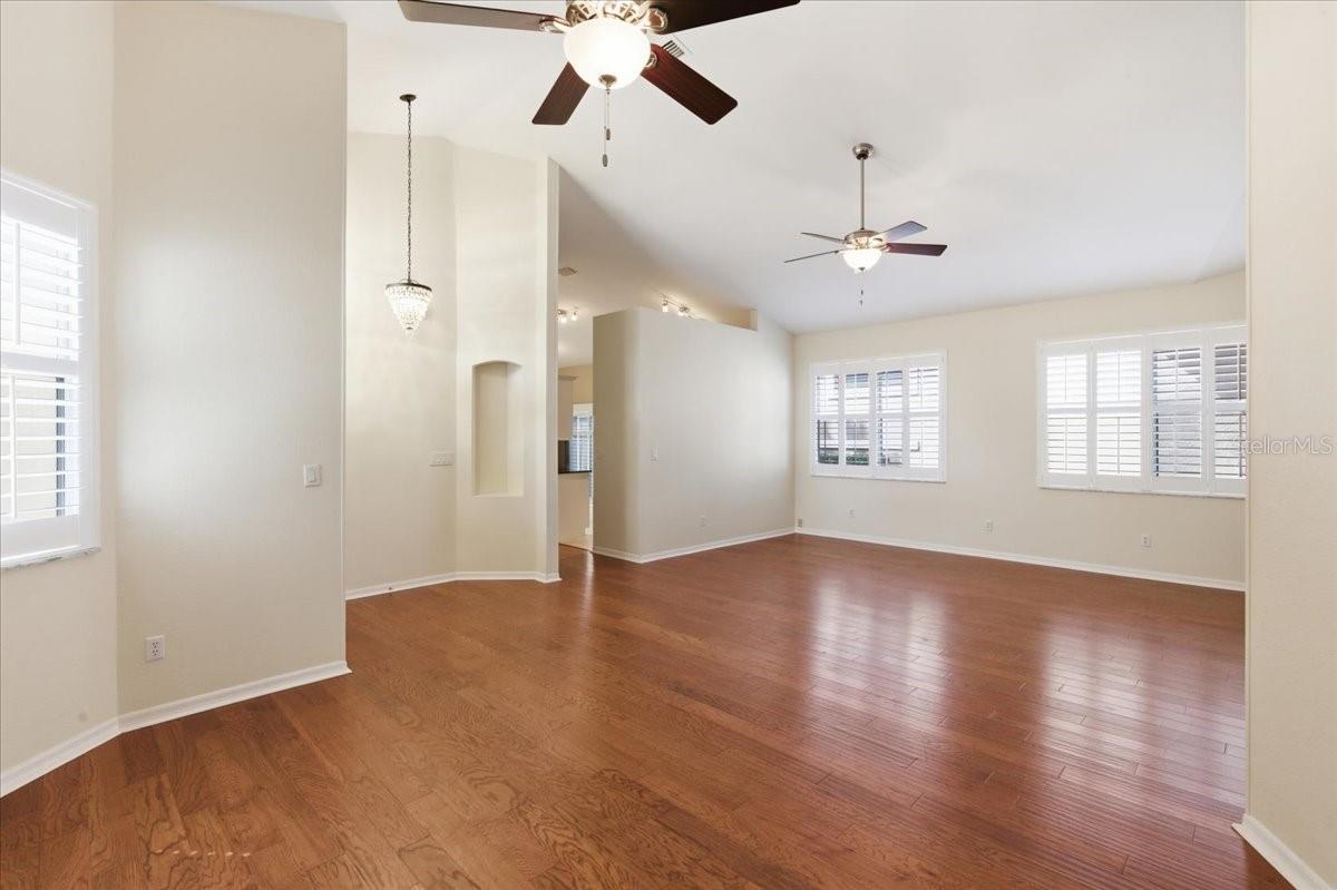 RIVER HILLS / FAIRWAY ONE - Residential