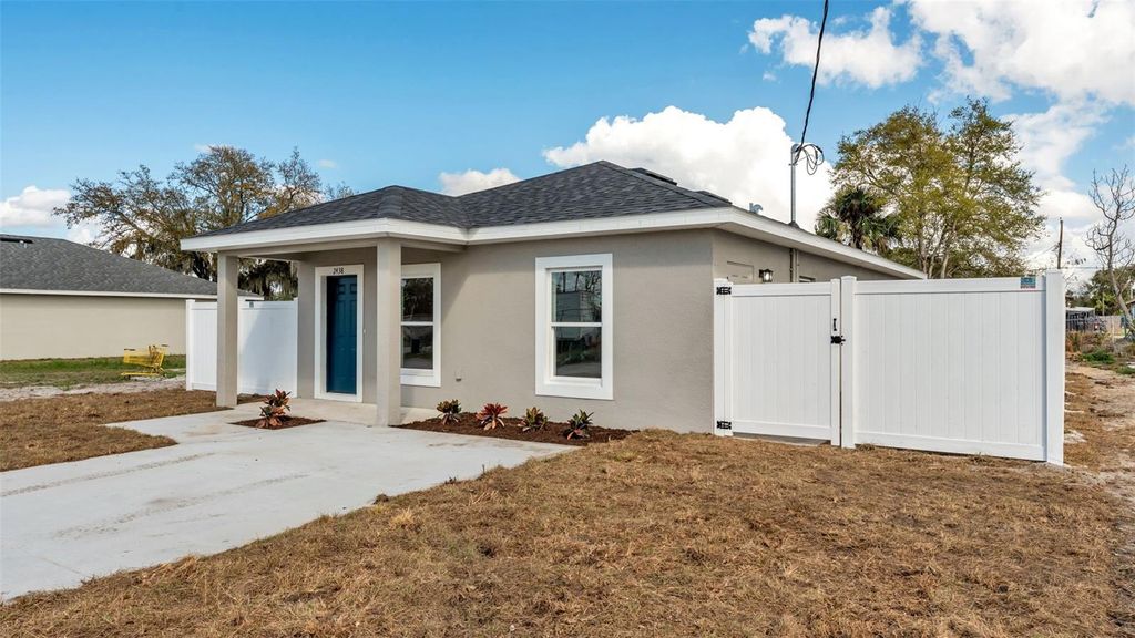 Photo of 2438 4th Street NE, Winter Haven, FL 33881 (MLS # L4960053)