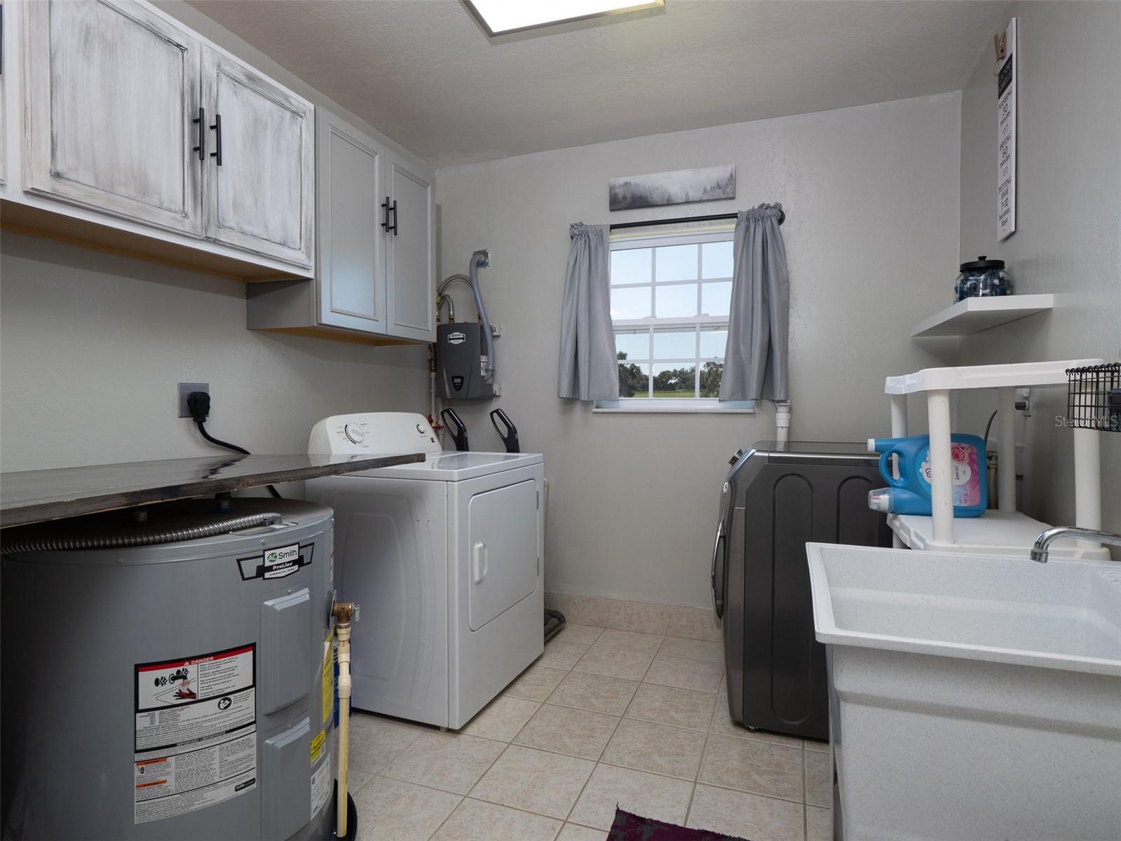 CARDINAL HILL COMPLEX - Residential