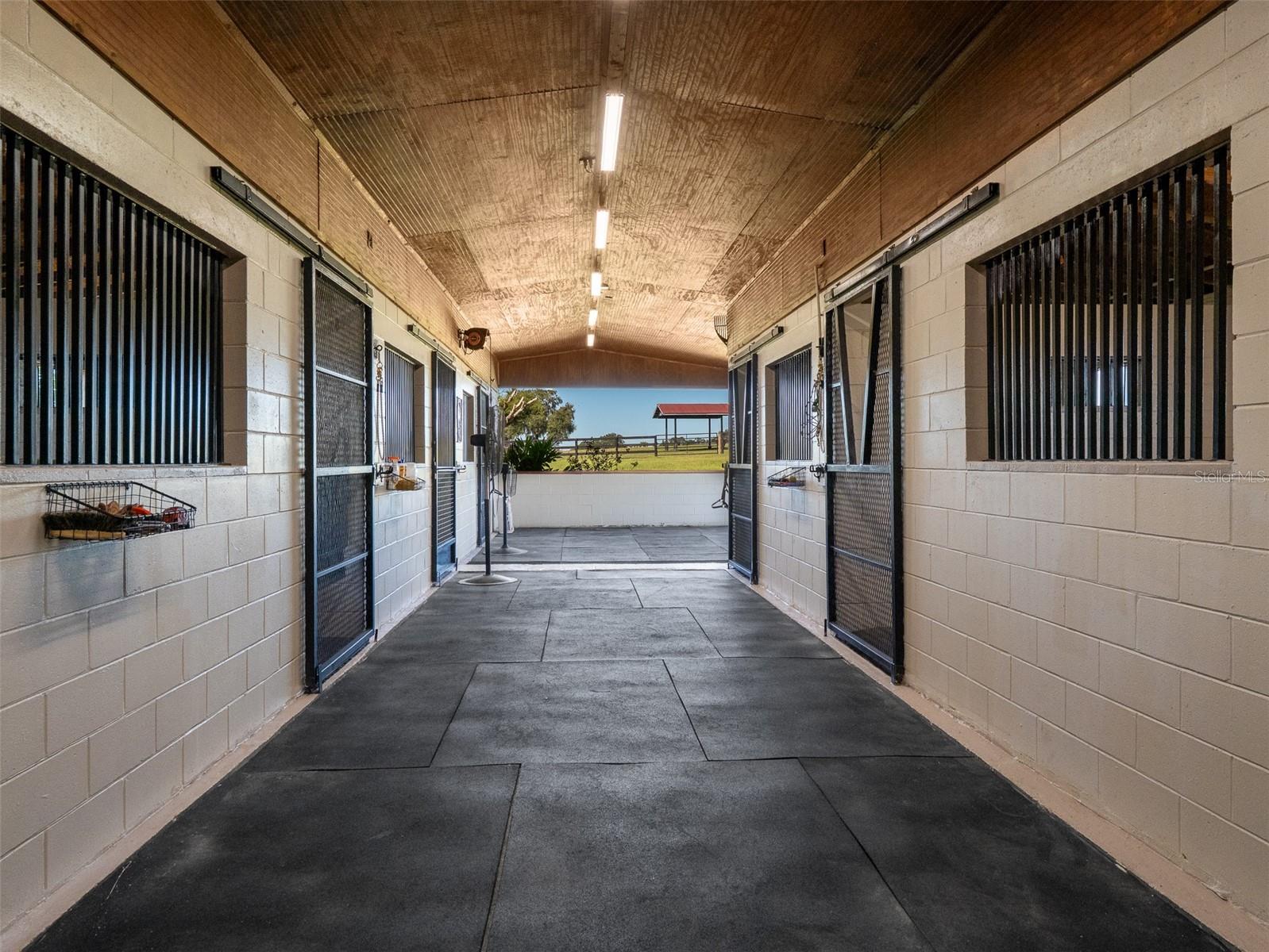 CARDINAL HILL COMPLEX - Residential