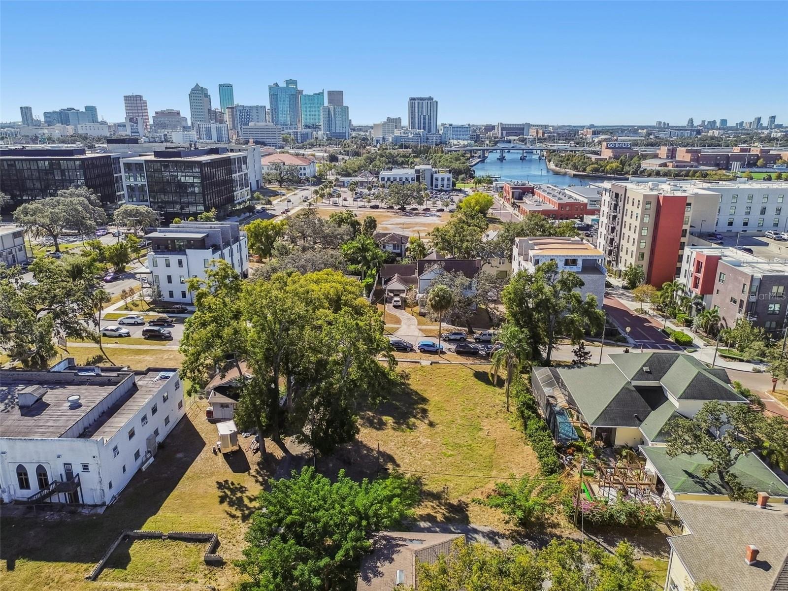 MUNRO AND MC INTOSH'S ADDITION - Land