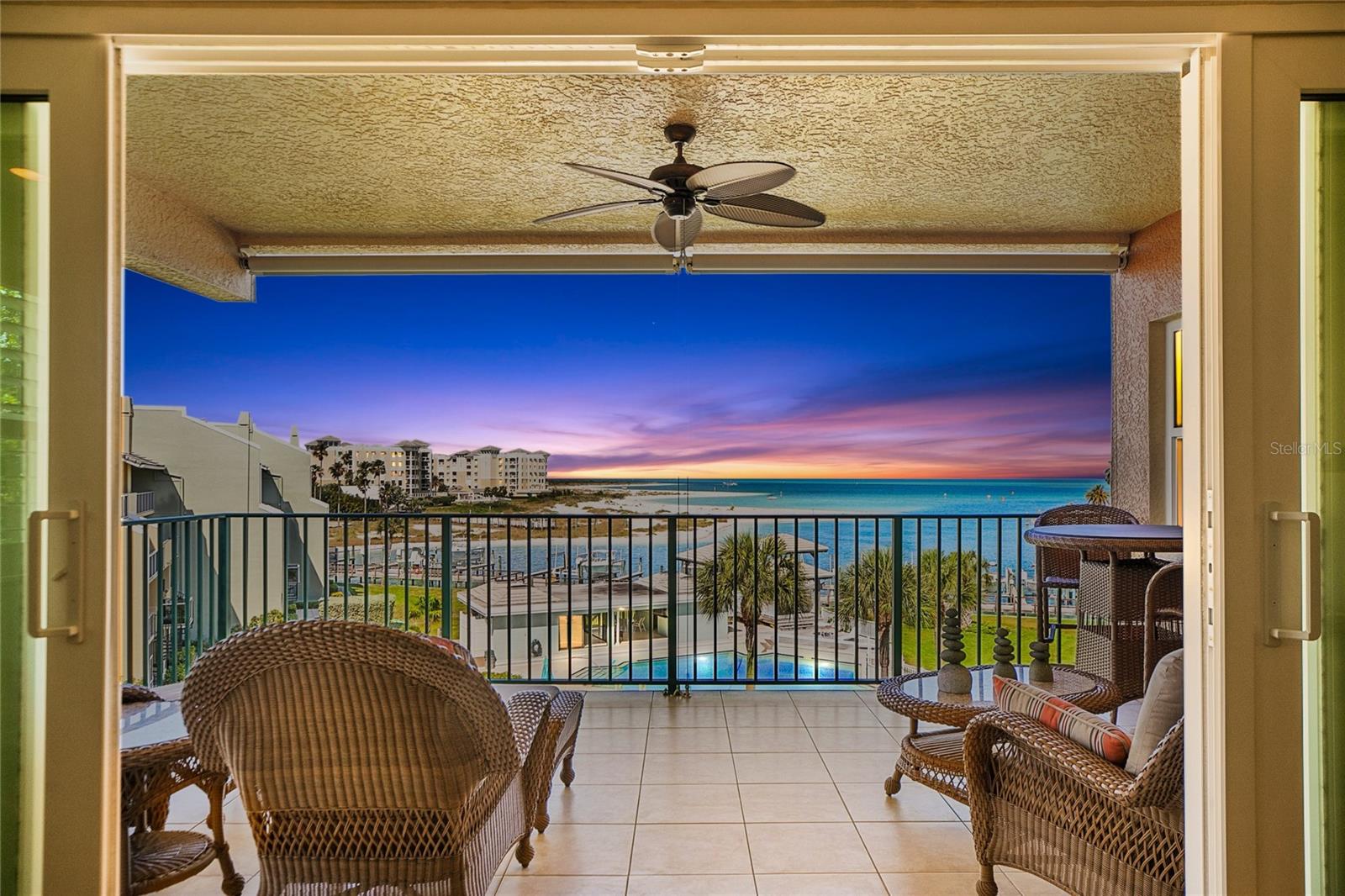 1090 PINELLAS BAYWAY S A5