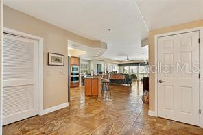 1090 PINELLAS BAYWAY S A5