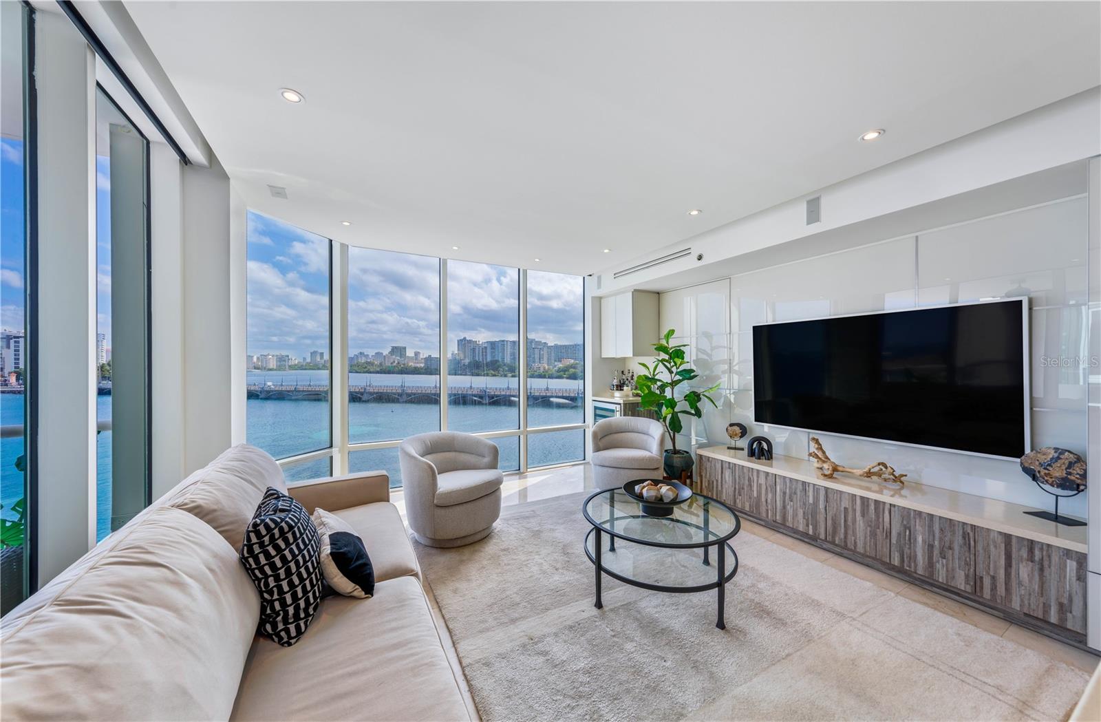 CONDADO - Residential