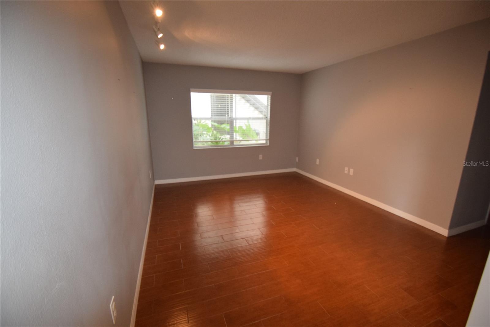 LAKE HUNTER HEIGHTS - Residential Lease