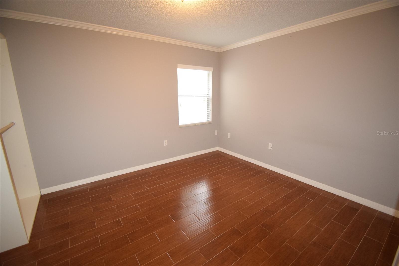 LAKE HUNTER HEIGHTS - Residential Lease