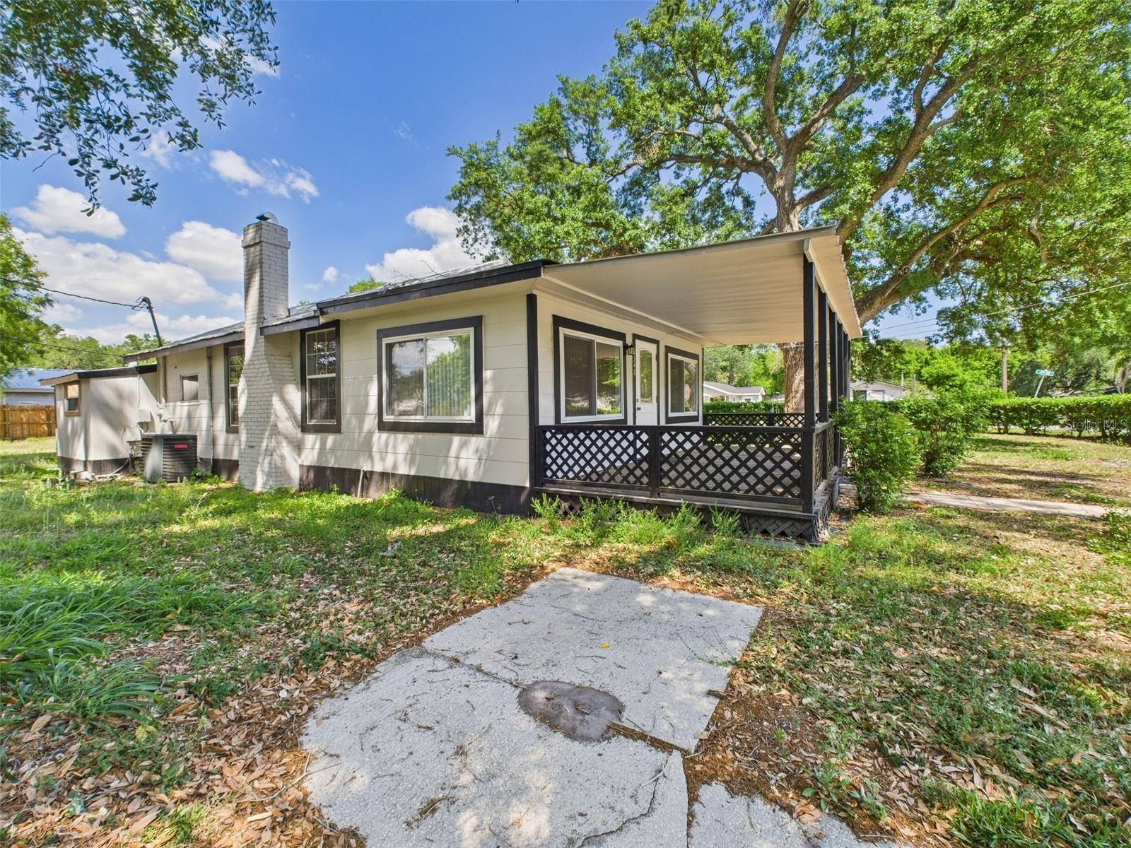 WAVERLY MANOR - Residential