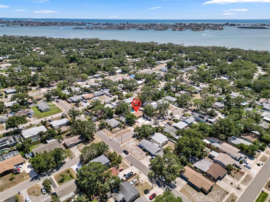 Photo of 8020 24th Ave N, St Petersburg, FL 33710 (MLS # TB8389080)