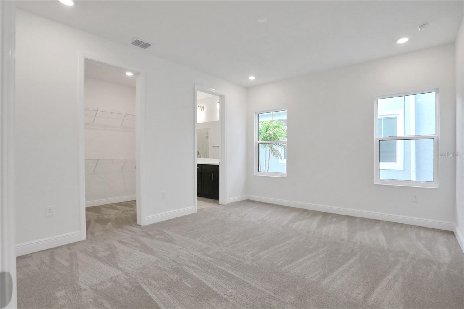 BUNGALOW WALK LAKEWOOD RANCH NEIGHBORHOOD - Residential