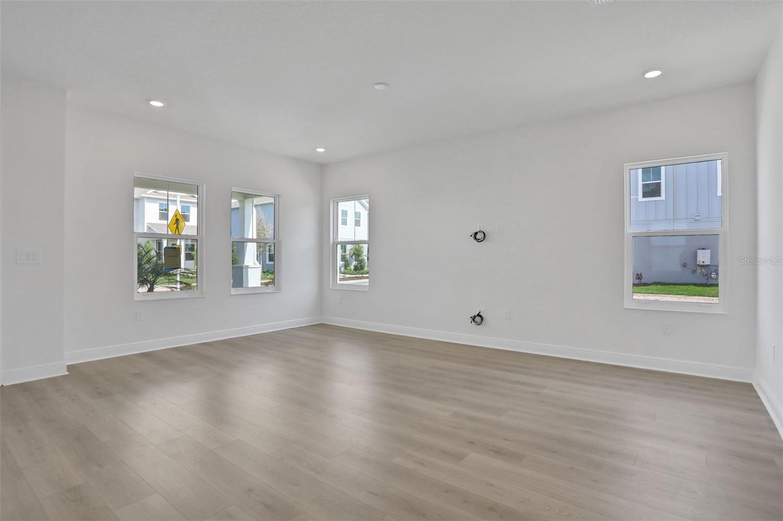 BUNGALOW WALK LAKEWOOD RANCH NEIGHBORHOOD - Residential