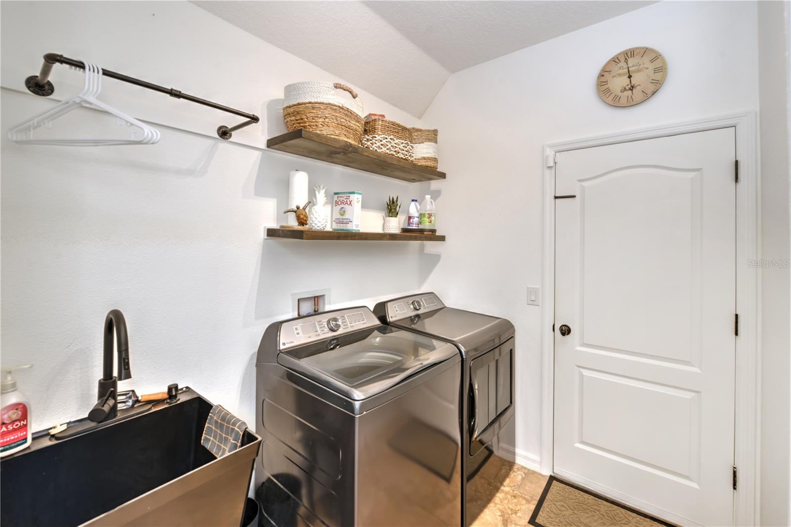 VENETIAN BAY PH 1B UNIT 02 - Residential