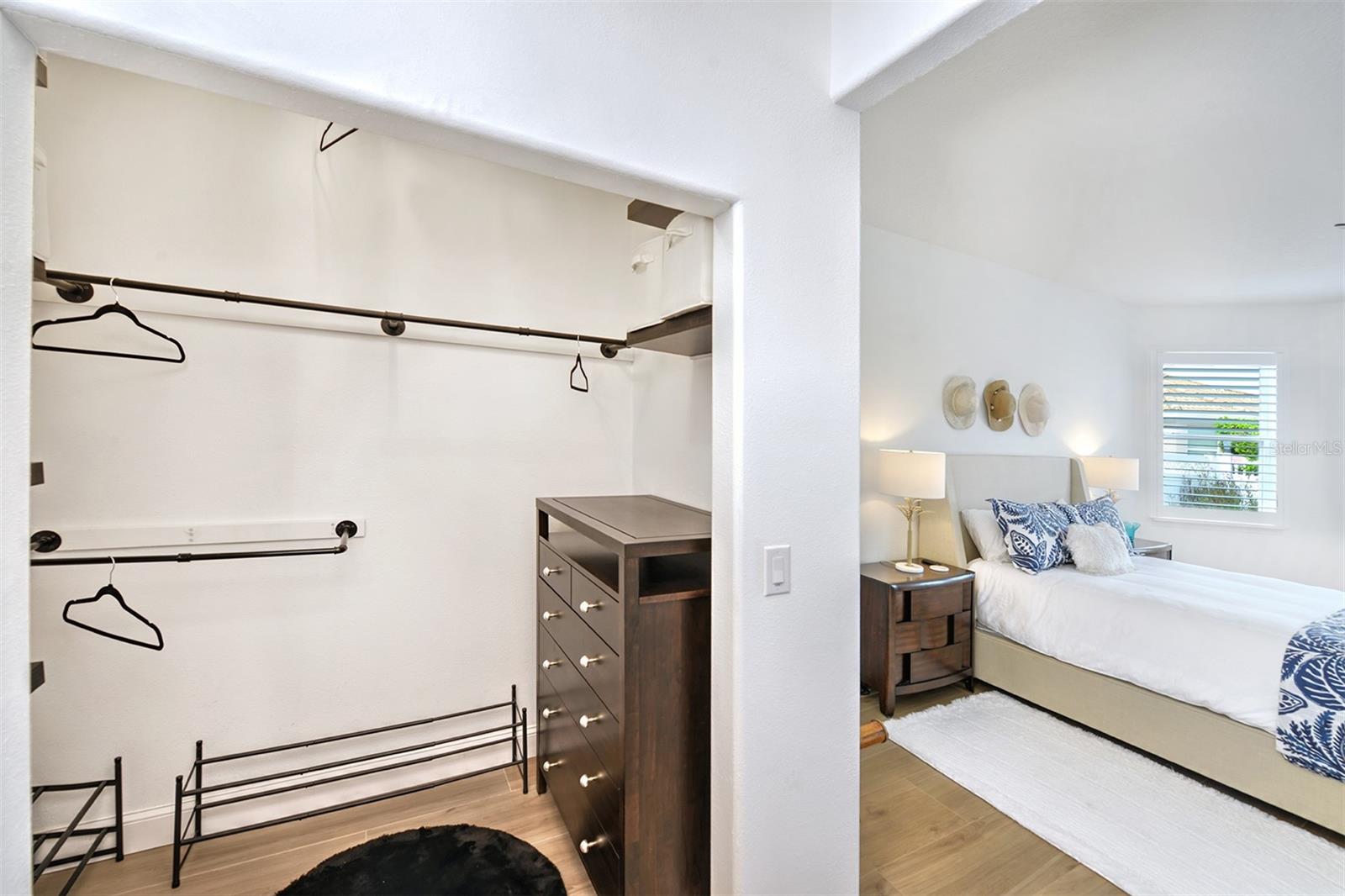 VENETIAN BAY PH 1B UNIT 02 - Residential