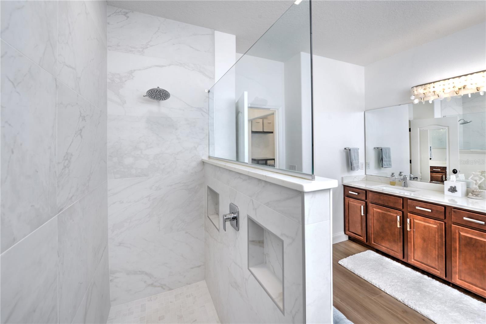 VENETIAN BAY PH 1B UNIT 02 - Residential