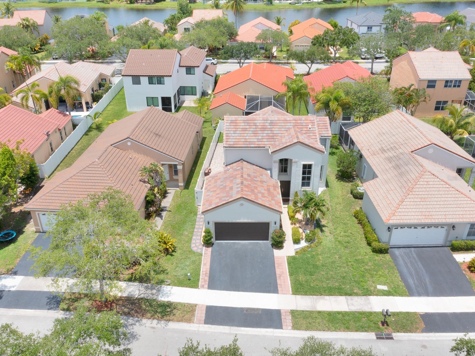 624 NE STANTON DRIVE