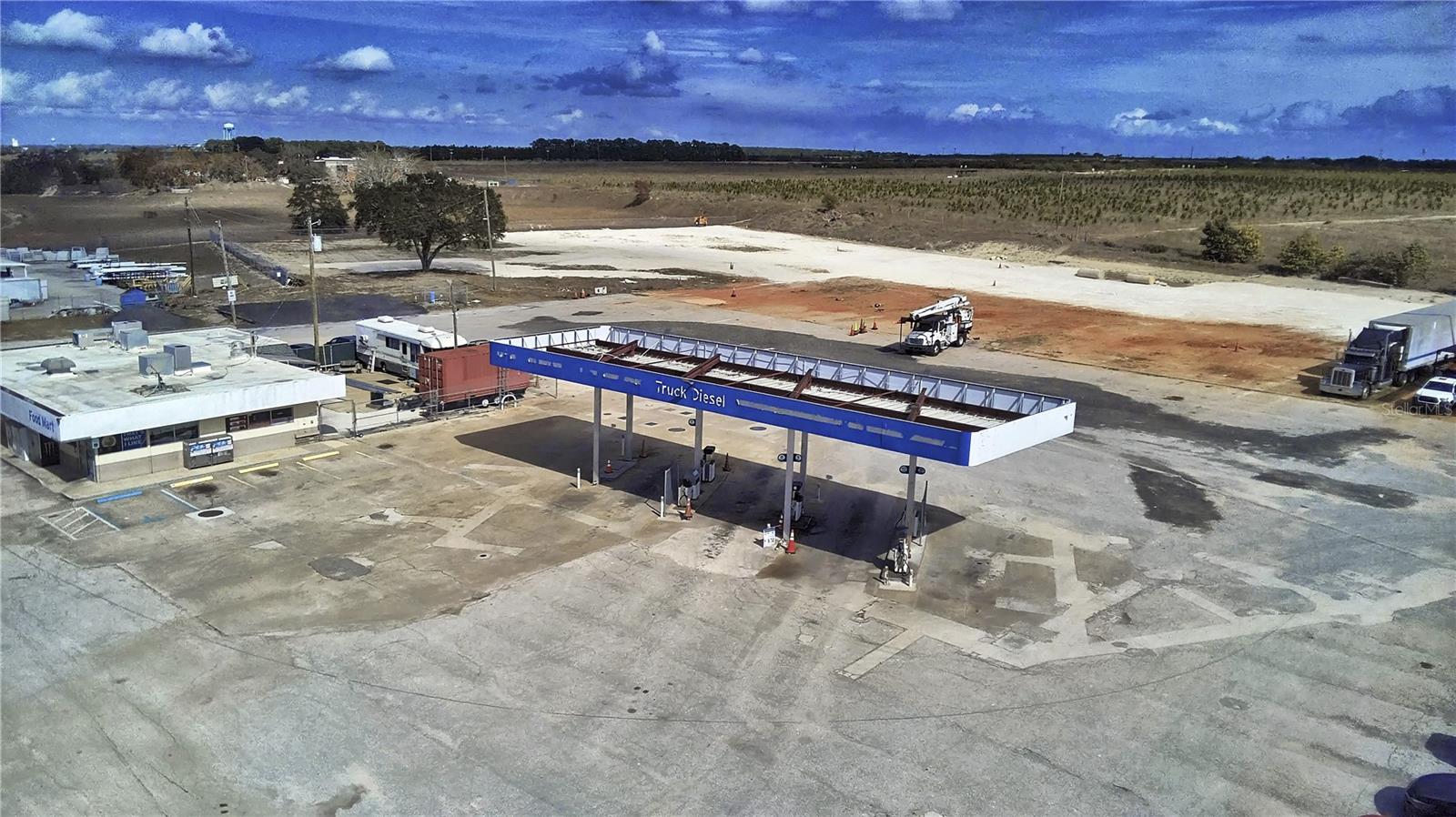 ACREAGE - Commercial Sale