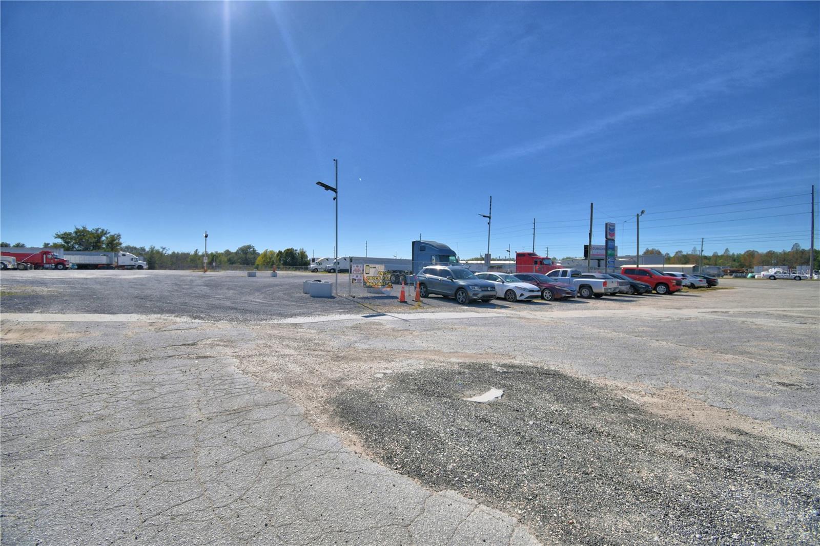 ACREAGE - Commercial Sale