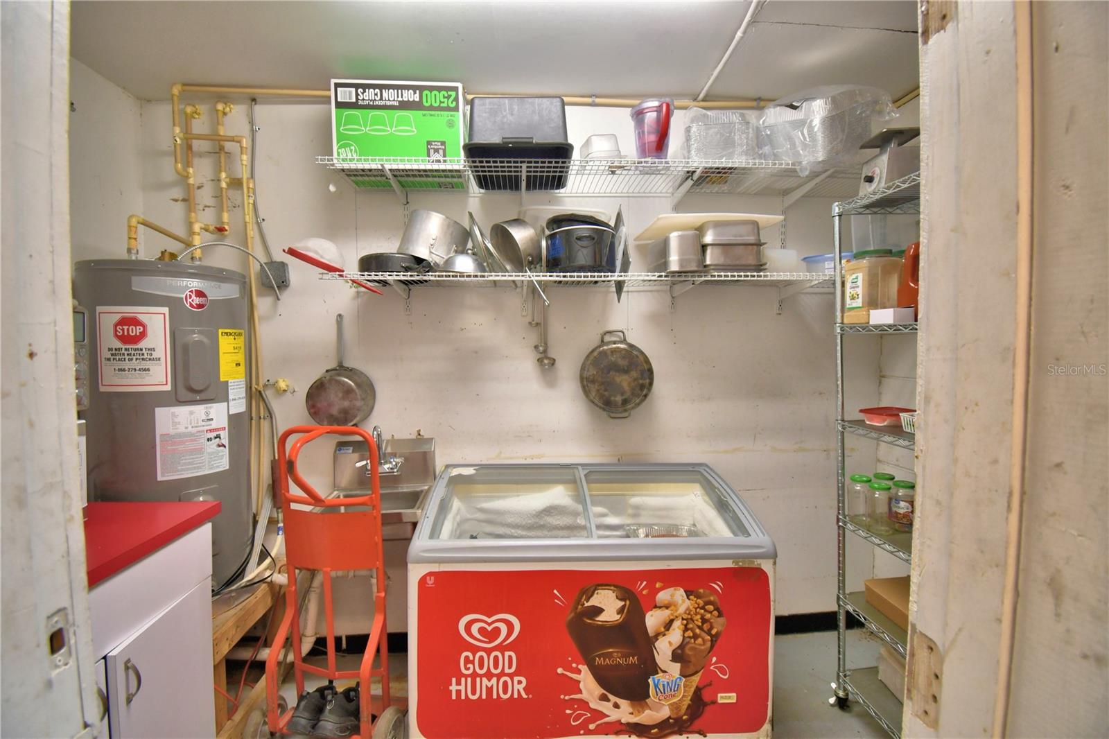 ACREAGE - Commercial Sale