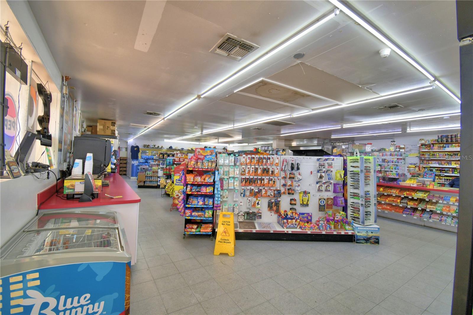 ACREAGE - Commercial Sale