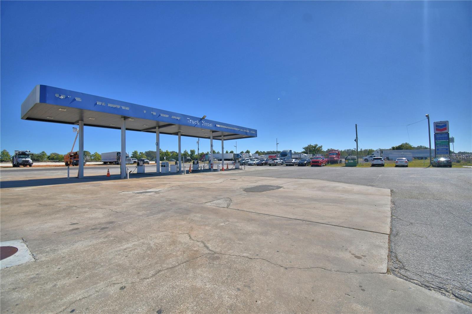 ACREAGE - Commercial Sale