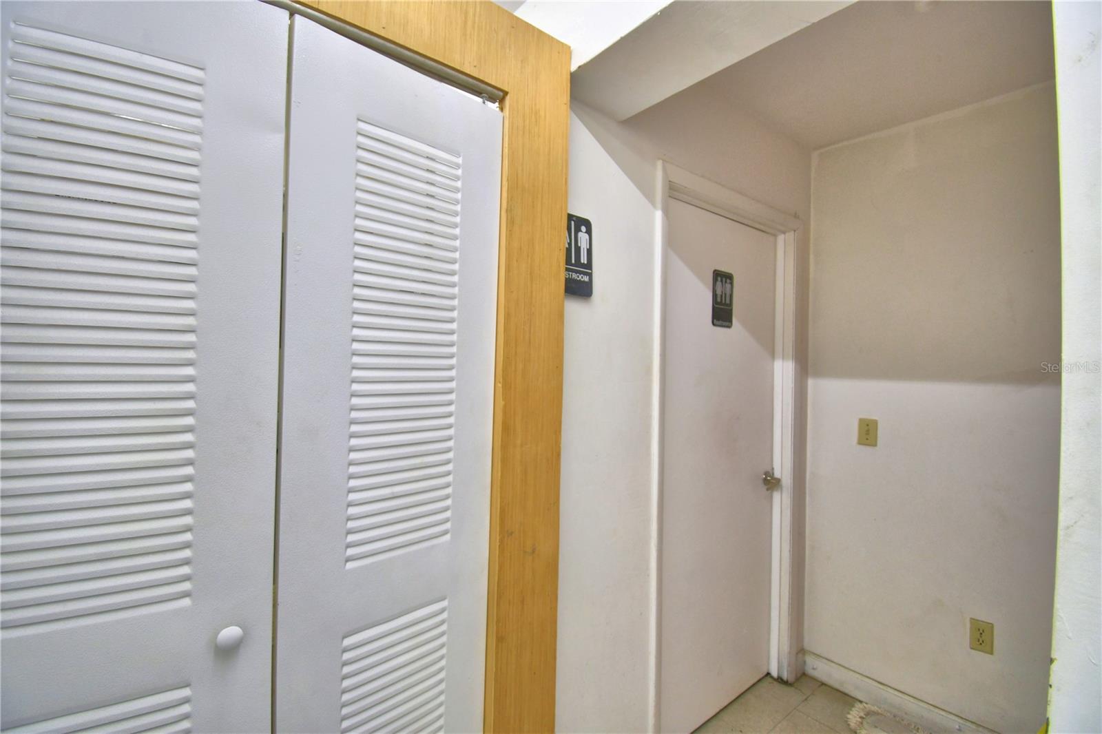 ACREAGE - Commercial Sale