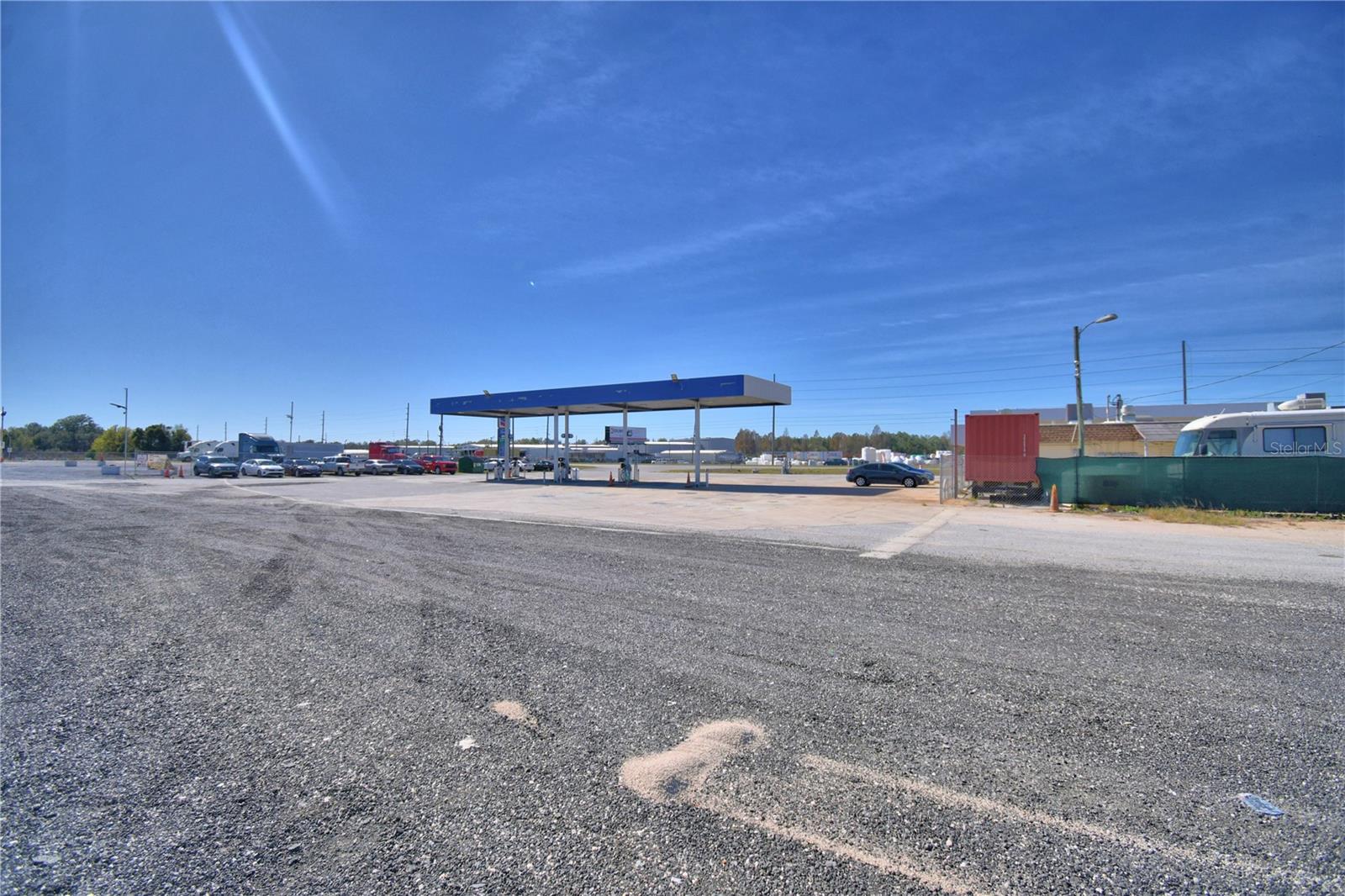 ACREAGE - Commercial Sale