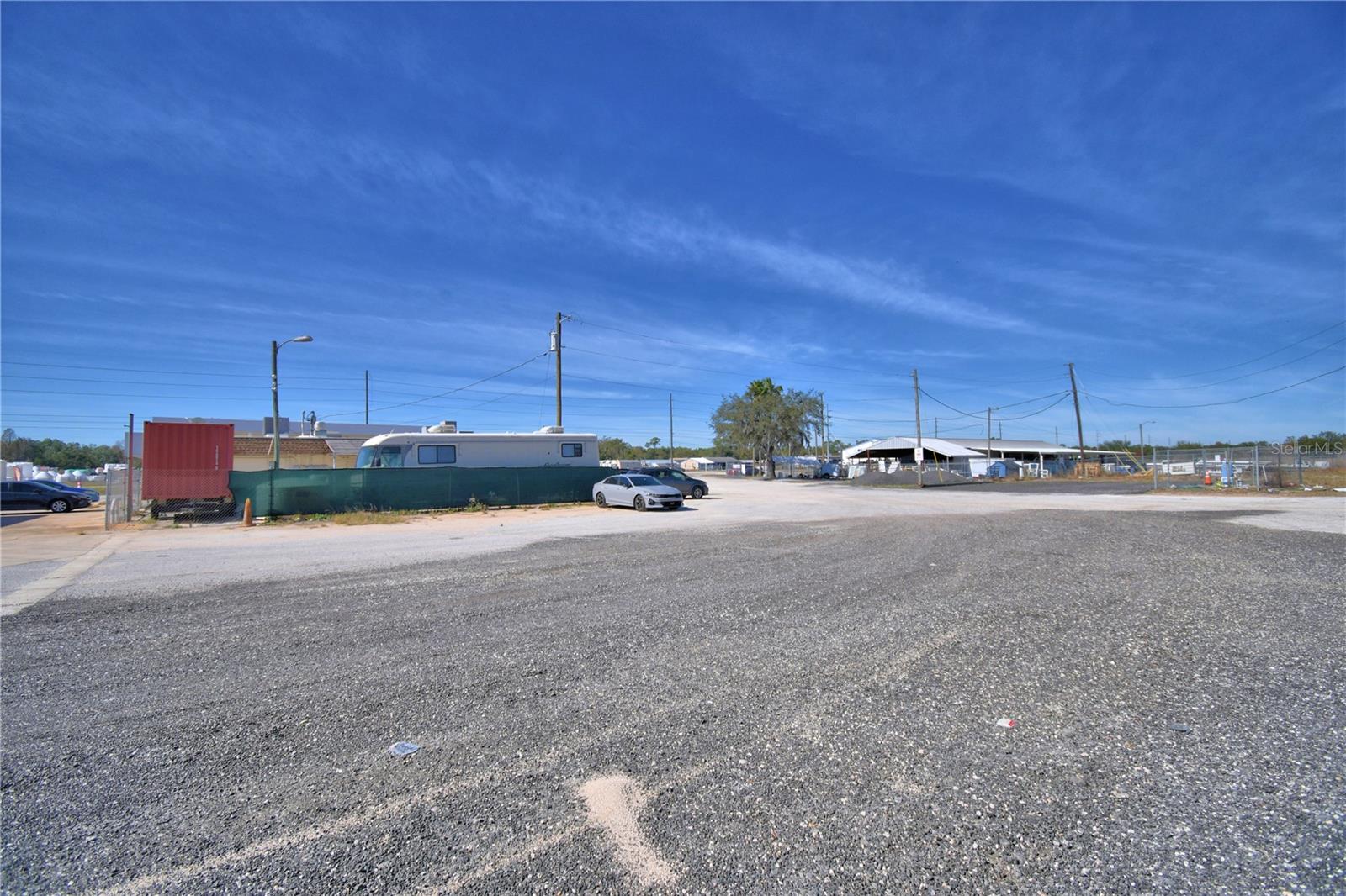 ACREAGE - Commercial Sale