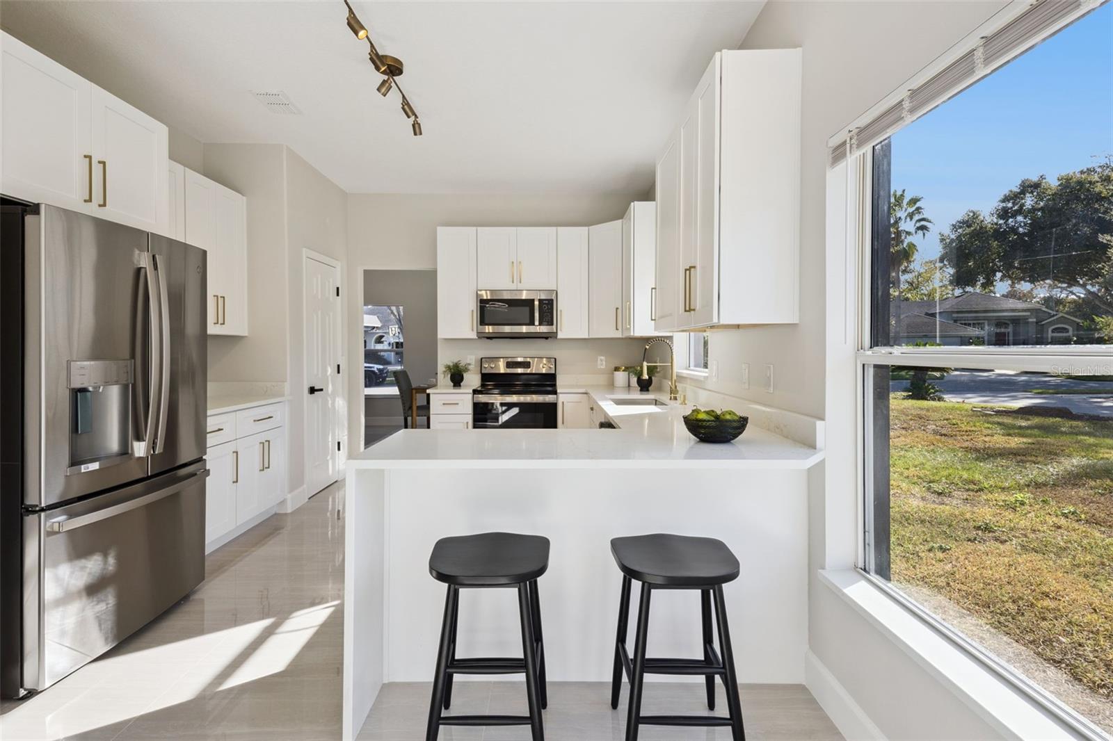 ISLAND POINTE SUB - Residential