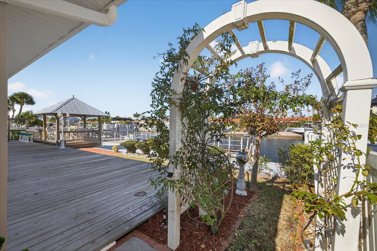 GULF HARBORS - Residential