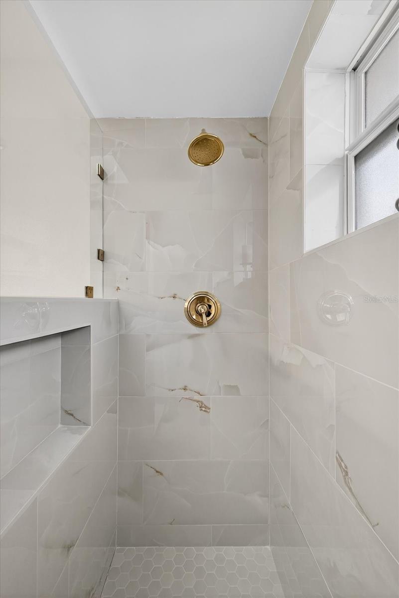 GULF HARBORS - Residential