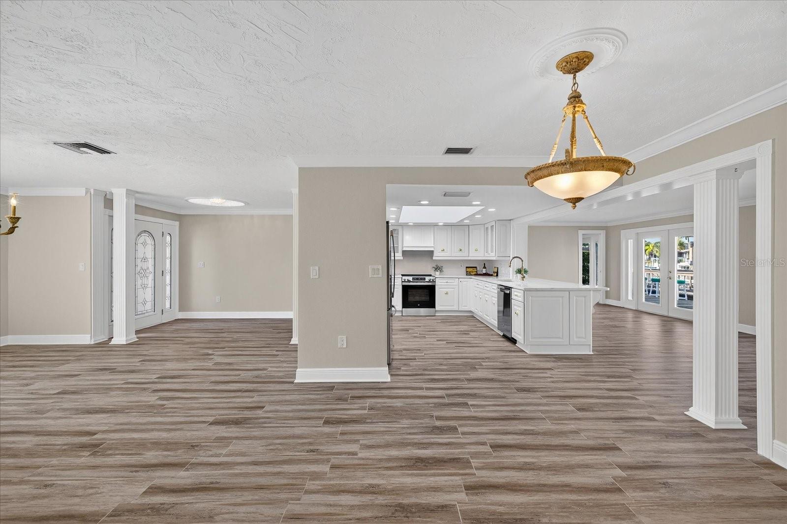 GULF HARBORS - Residential