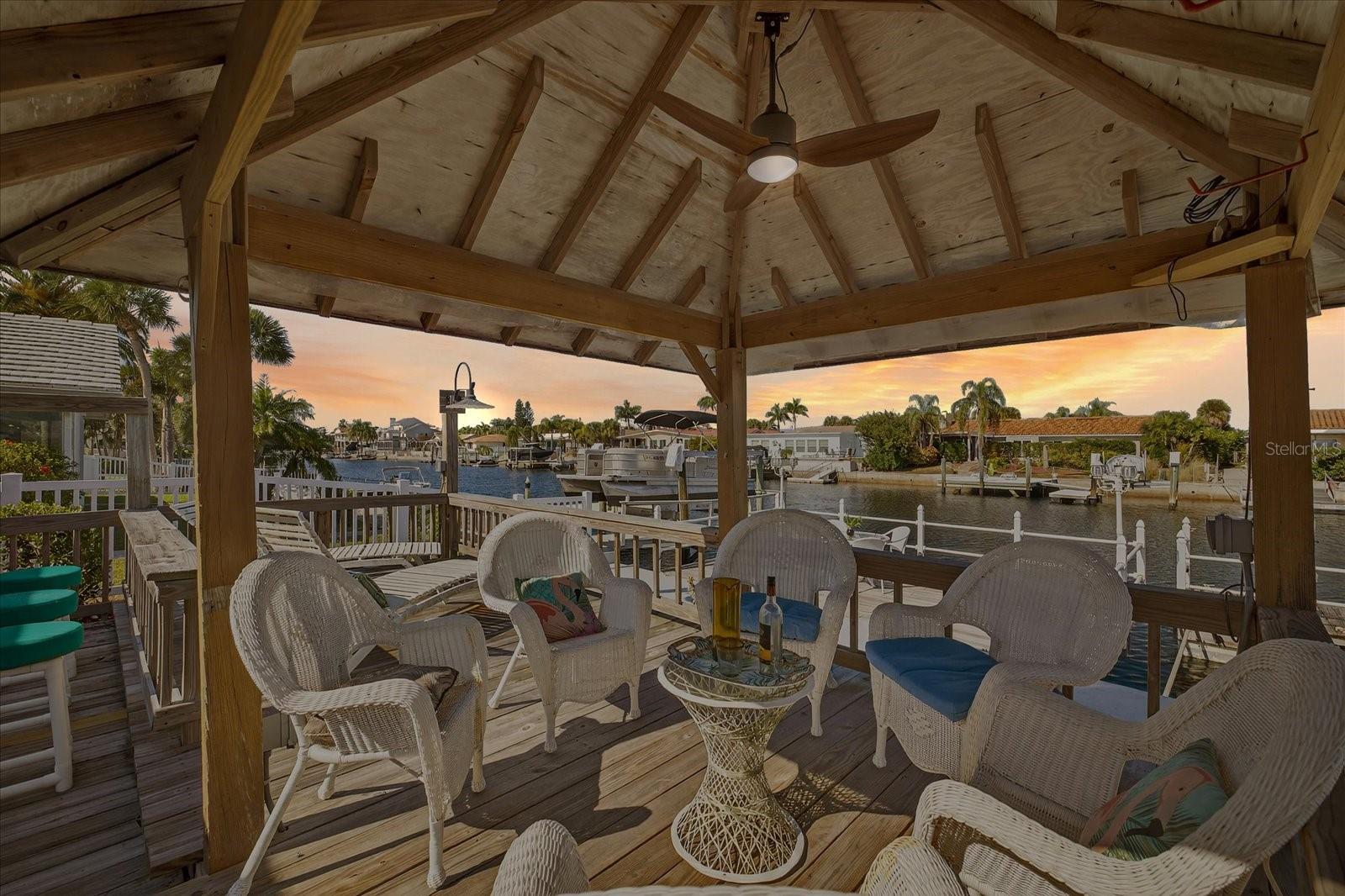 GULF HARBORS - Residential