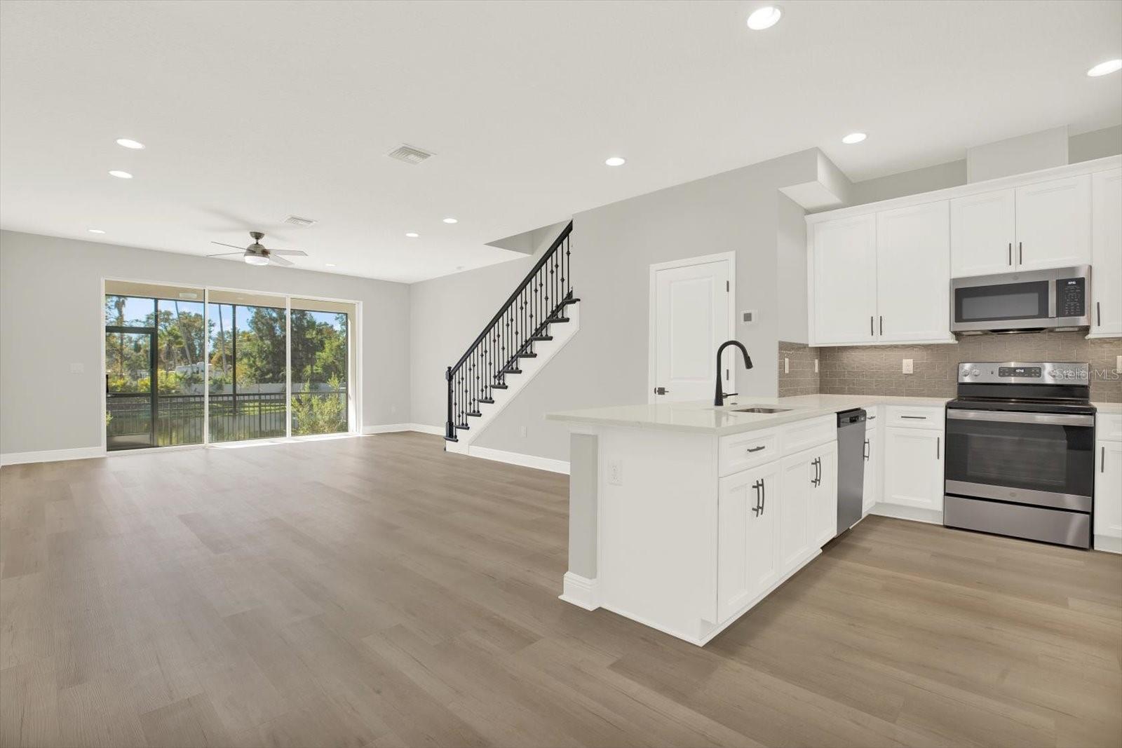 TOWNS AT LONG BAYOU - Residential