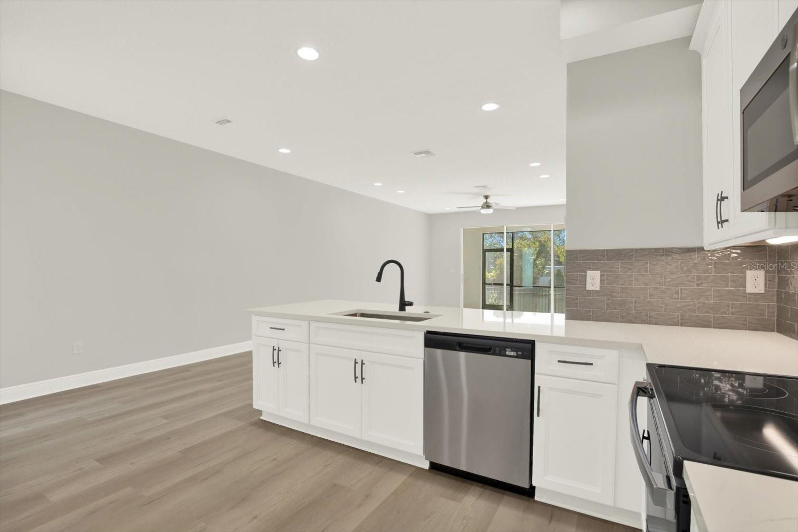 TOWNS AT LONG BAYOU - Residential