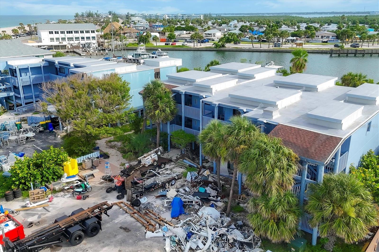 ENGLEWOOD BCH & YACHT CLUB TM - Commercial Sale