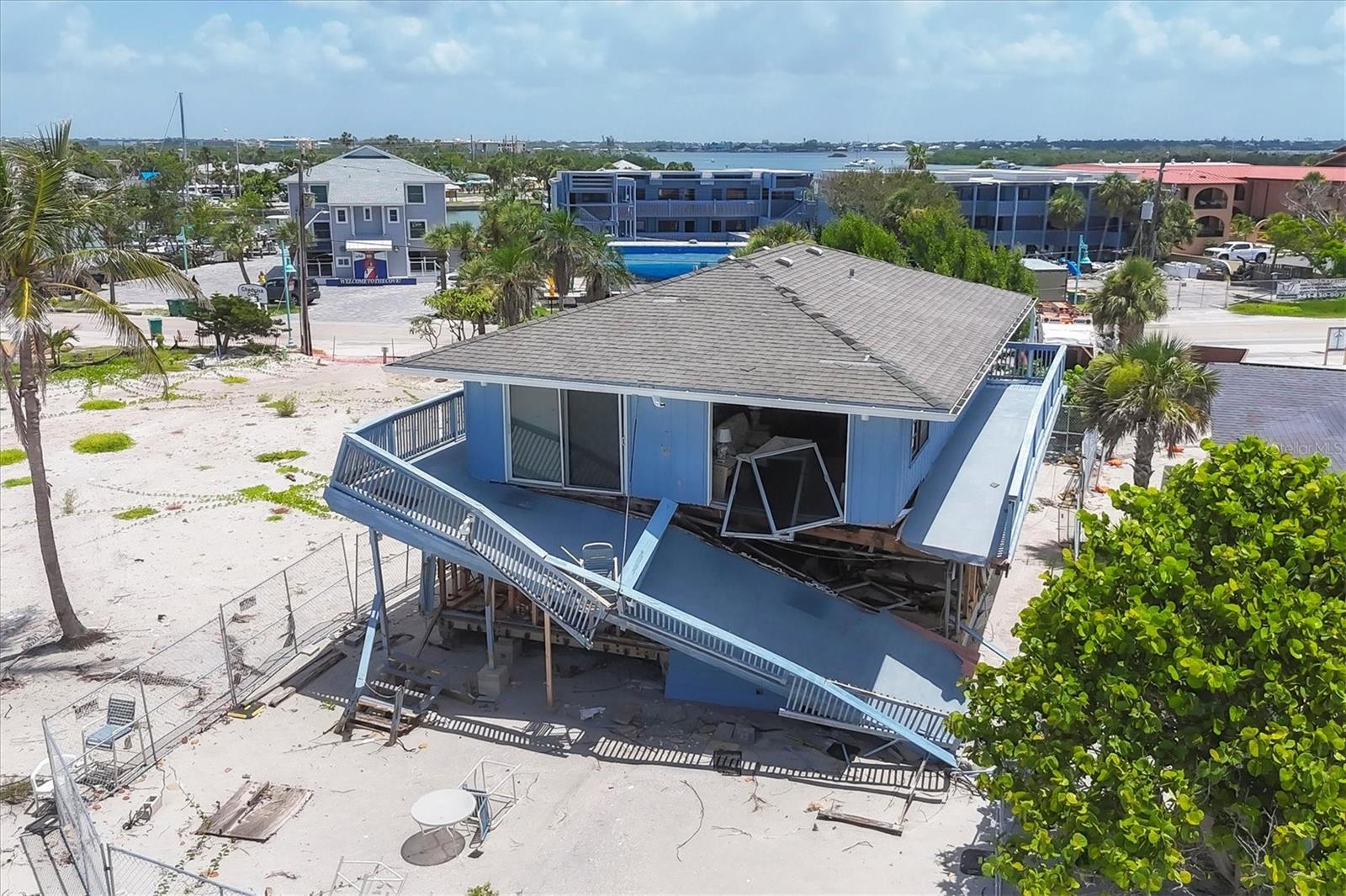 ENGLEWOOD BCH & YACHT CLUB TM - Commercial Sale