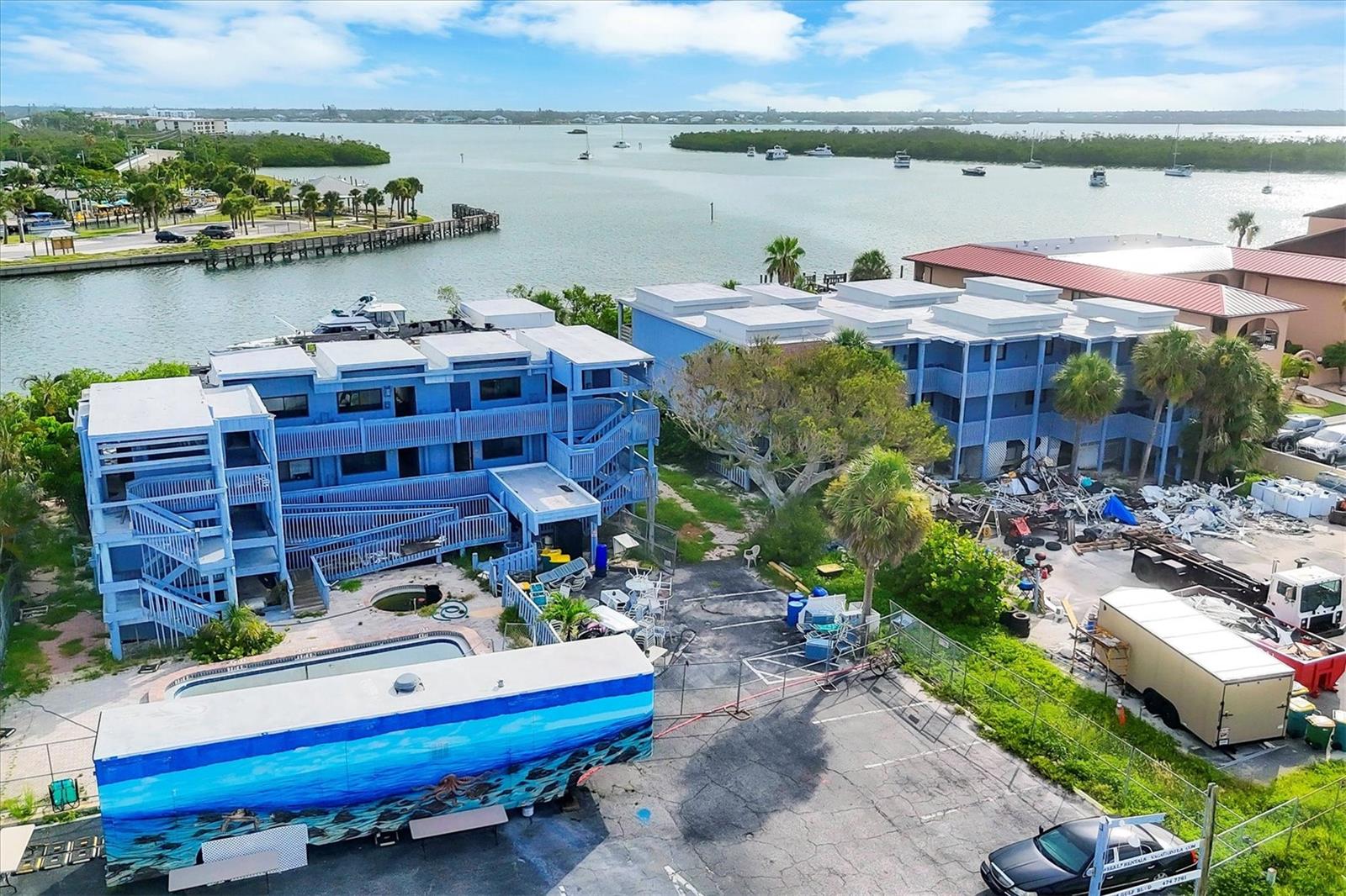 ENGLEWOOD BCH & YACHT CLUB TM - Commercial Sale