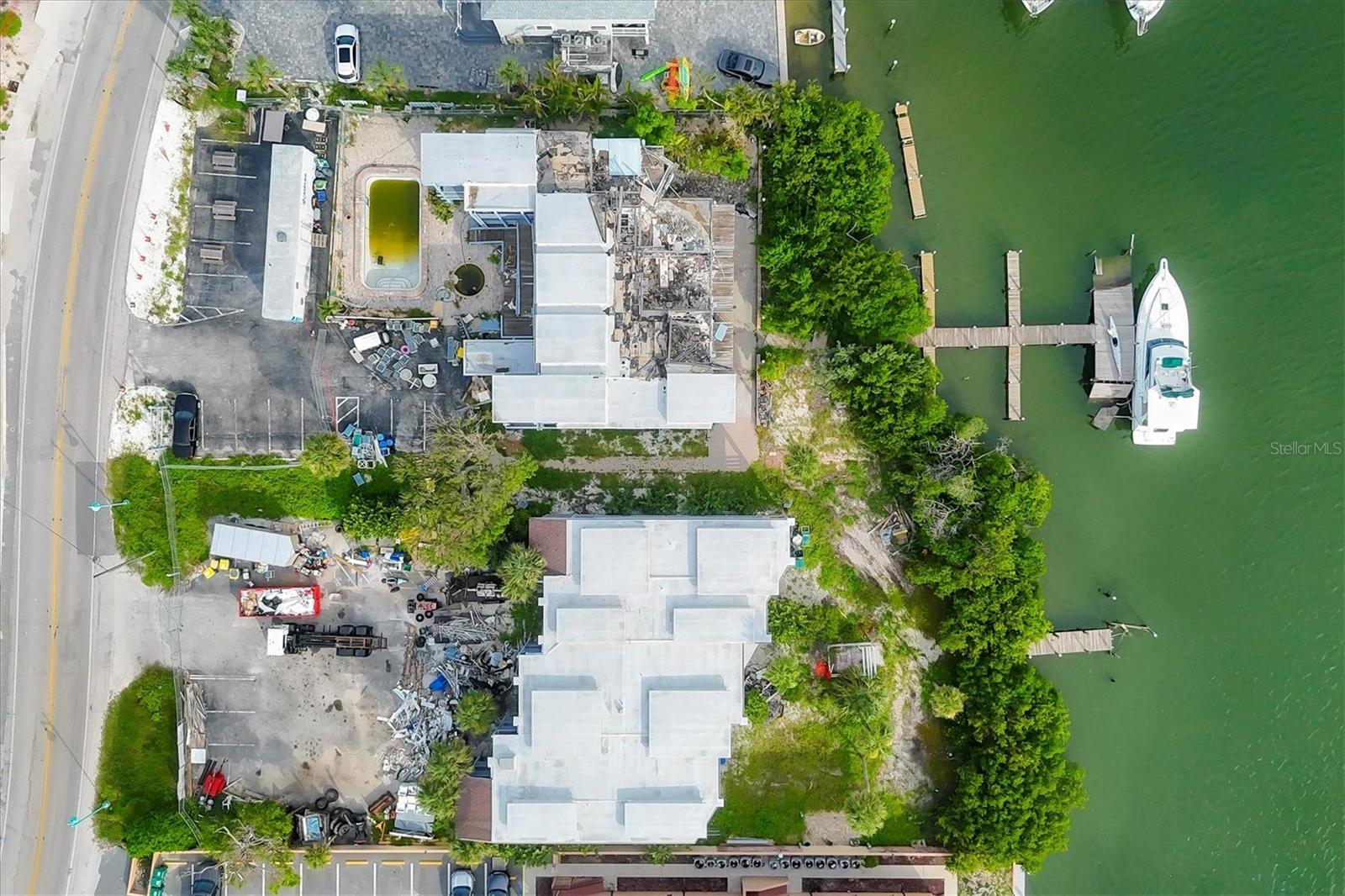 ENGLEWOOD BCH & YACHT CLUB TM - Commercial Sale